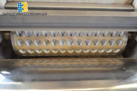 Term forming solid or stuffed bonbon Sollich