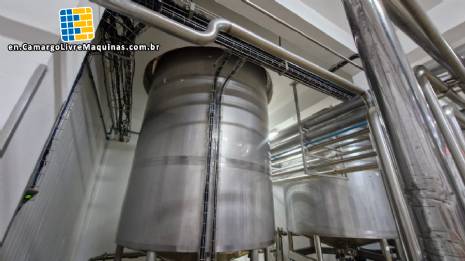 12,000 liter stainless steel tank with thermal insulation