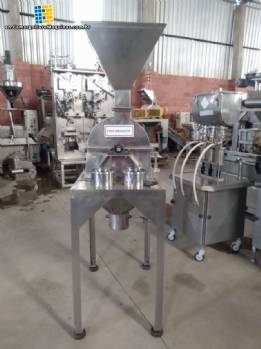 Stainless steel mill