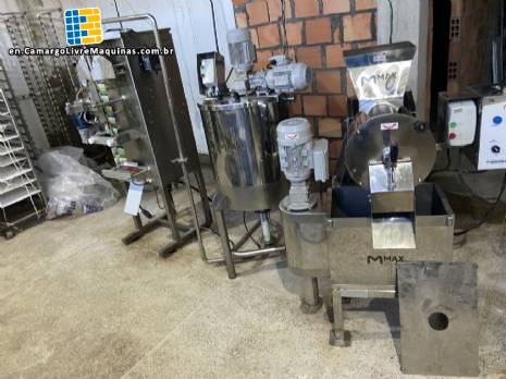 Max Machine 1000 fruit pulps/hour packaging tank pulper