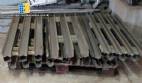 Stainless steel feed chute line with vibrating chute