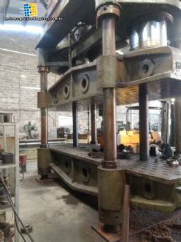 Hydraulic press Henry Berry e Leeds