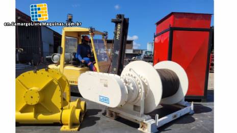 Lidan hydraulically driven winch