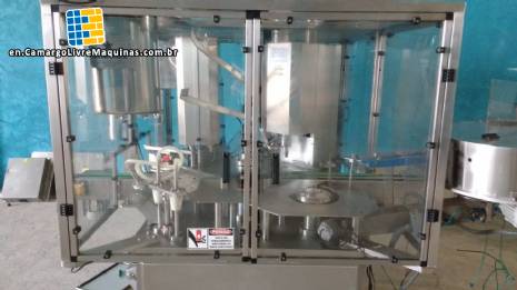 Container and capper bottle dropper and cap Prom�quina