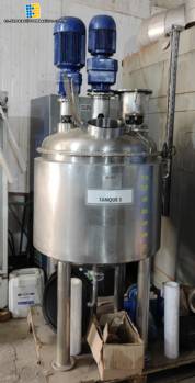 Stainless steel steam-jacketed reactor tank for agitation, emulsification, and homogenization, Biasinox 300 liters.