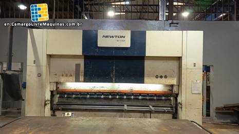 Newton 175-ton CNC hydraulic press brake for bending sheets up to 3,050 mm thick.