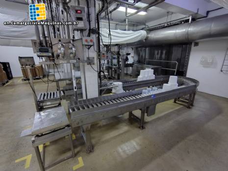 Stainless steel filling system for buckets, barrels, and large 50-liter containers.