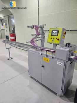 Rodolhian stainless steel flow pack packaging machine