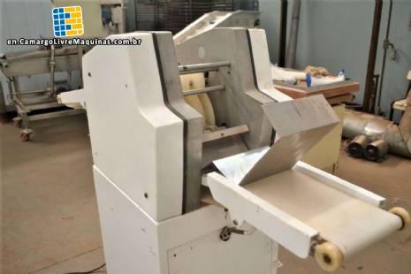 Pasta divider and shaper Perfecta