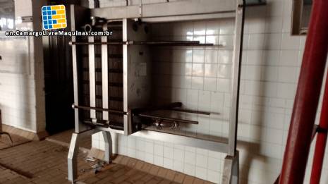 Stainless steel plate heat exchanger cooler