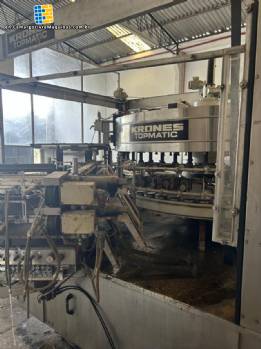 Topmatic Krones glass bottle labeler