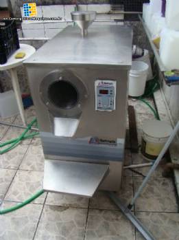Ice cream machine
