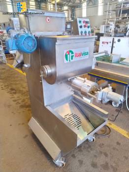 Italvisa P55 pasta extruder