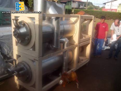 Cold scrapers systems for production of ice cream