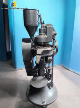 STOKES rotary tablet press, 16 pulses