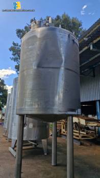Stainless steel jacketed mixing tank, 304L capacity, 5,000 liters, year 2020, Plurinox