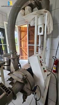 Scott Tech stainless steel centrifugal mill, 50 kg per hour.