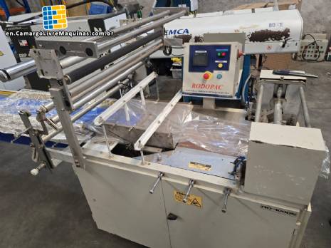 Flowpack packaging machine for hamburger buns and hot dogs, Rodopac