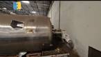 Sanitary stainless steel mixing tank with spray ball