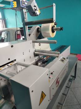Horizontal flow pack packaging machine Cassan