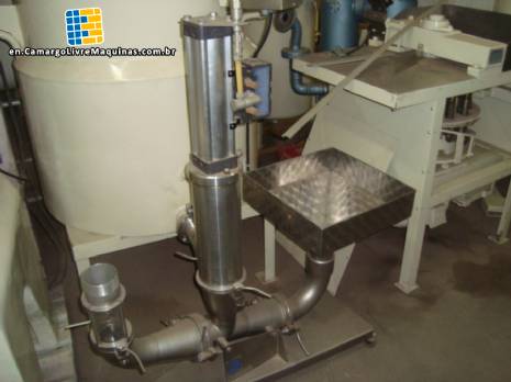 Pneumatic cylinder pump for transporting giblets of small birds Linco Pneumatic cylinder pump for transporting giblets of small birds Linco