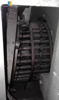 Pneumatic rotating station for hard candies Pneumatic rotating station for hard candies