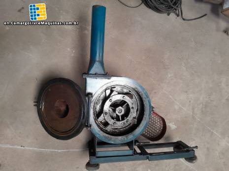 Vieira 5 HP MCS 280 carbon steel hammer mill Vieira 5 HP MCS 280 carbon steel hammer mill